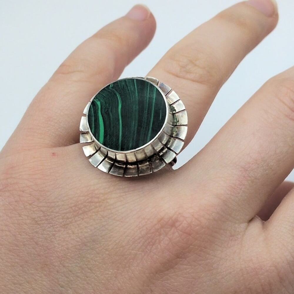Vintage Sterling Silver Malachite Green Stone Inlay Ring w/ Border 9.79g Sz 5.5